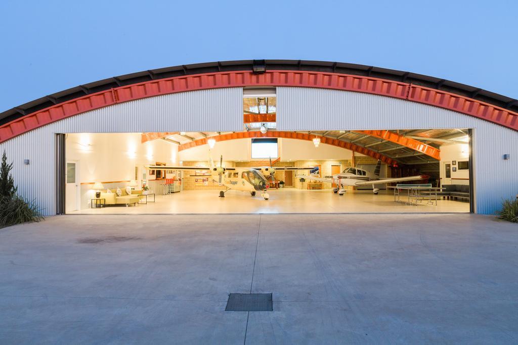 Hangar House 머지 외부 사진